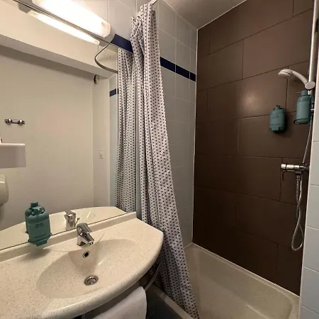 Le 2 By Akena - Nantes Beaujoire, Porte De Luce מלון