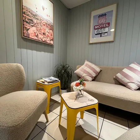 Le 2 By Akena - Nantes Beaujoire, Porte De Luce