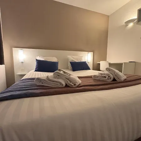 מלון Le 2 By Akena - Nantes Beaujoire, Porte De Luce סנט-לוס-סור-לואר