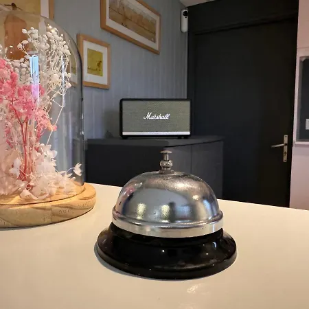 Le 2 By Akena - Nantes Beaujoire, Porte De Luce מלון