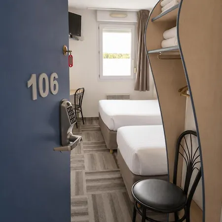 Dom Le Breton - Nantes Beaujoire, Porte De Sainte-luce Hotel 2*