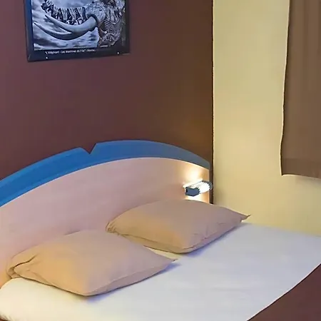 Dom Le Breton - Nantes Beaujoire, Porte De Sainte-luce Hotel 2*