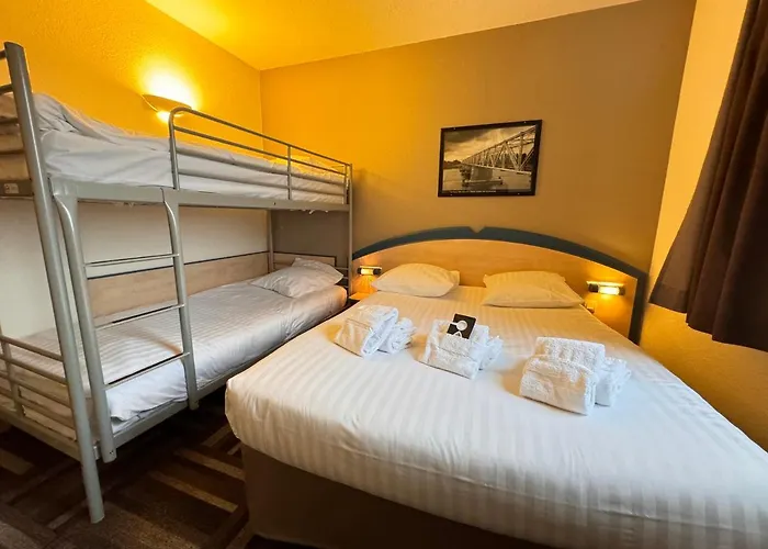 Hotel Akena Nantes Porte De Luce 2*