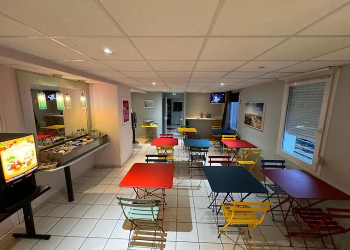 Hotel Akena Nantes Porte De Luce 2*